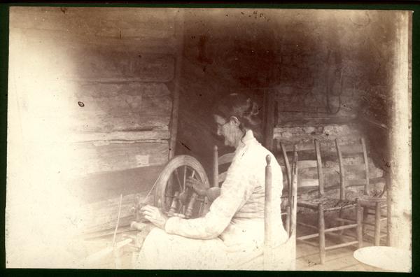 Auntie Bly - spinning